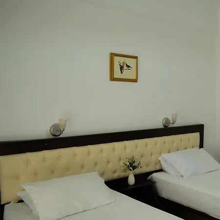 Jb Sarandë