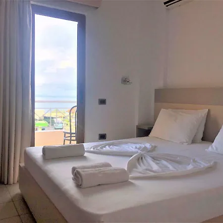 ホテル Jb Sarandë